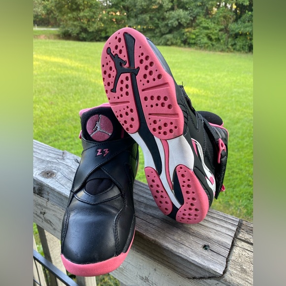 Nike Air Jordan - Picture 2 of 5